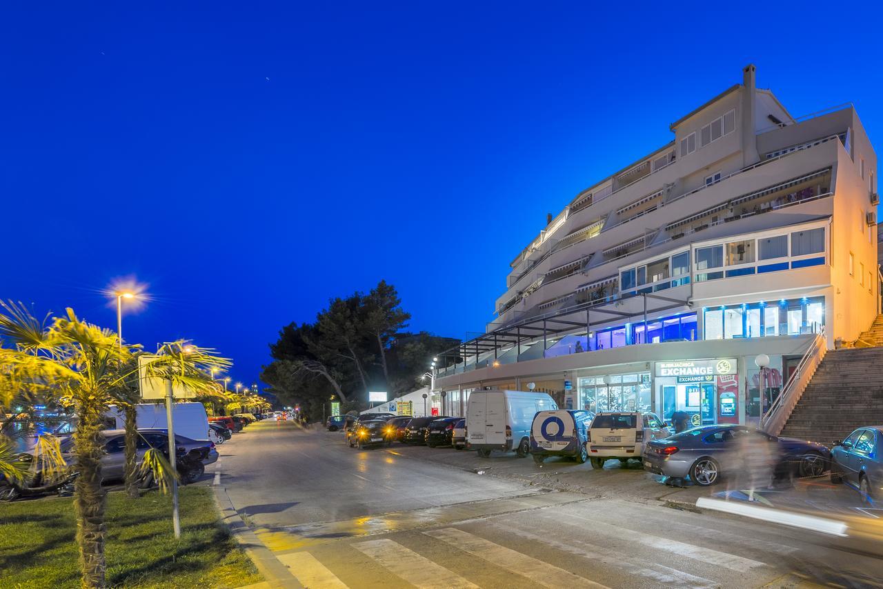 Hostel Book'N'Hook Стобреч Екстер'єр фото